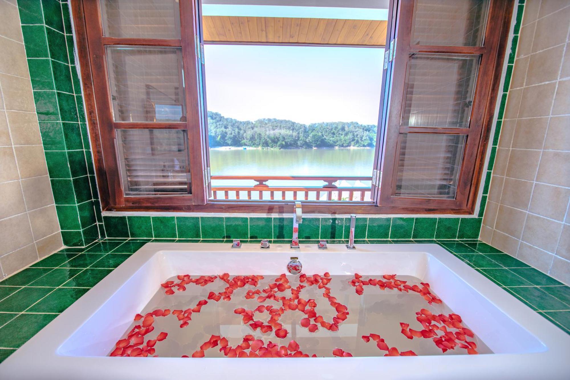 Relaxful Hotel泊岸酒店 Luang Prabang Exterior foto